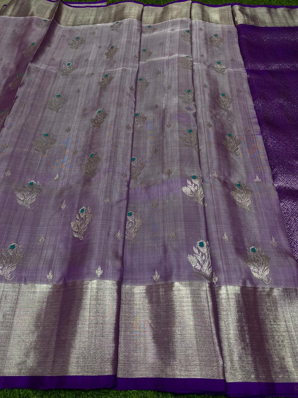 Venkatagiri Handloom Pattu — Lavender with Peacock Buttas